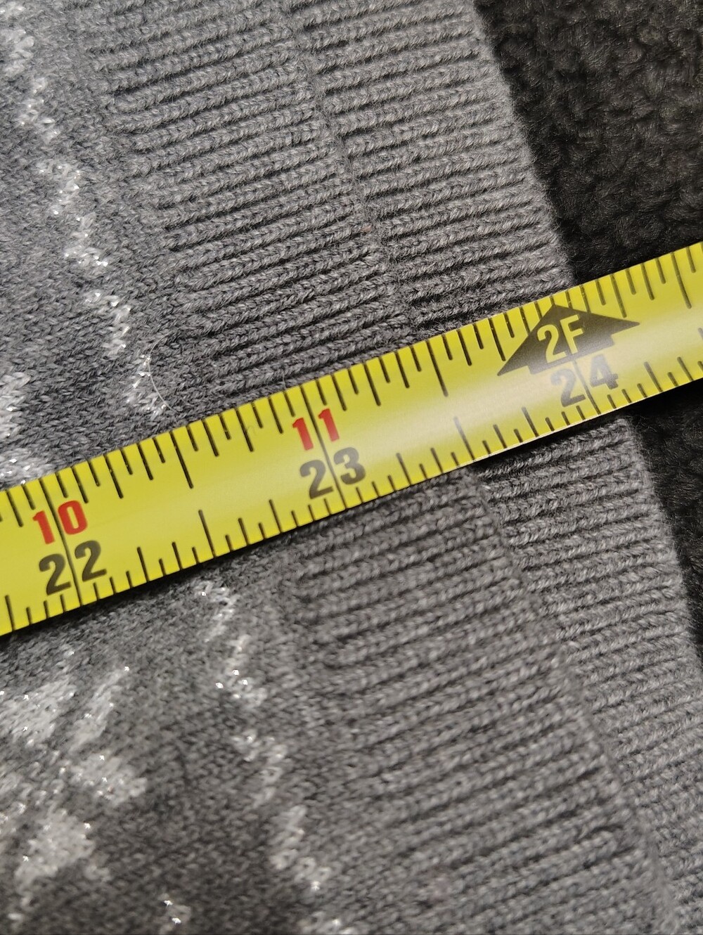 Nautica Jeans Gray Sparkle Snowflake Long Sleeve V Neck Sweater Women's Medium - Picture 10 of 10